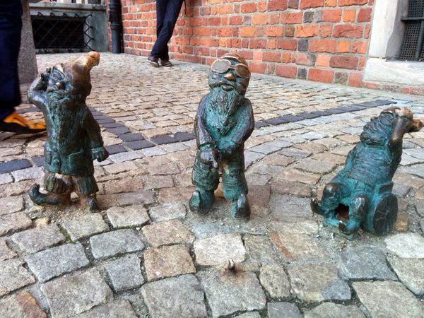 Wroclaw, Kota Kurcaci & Legenda Jembatan Cinta di Polandia