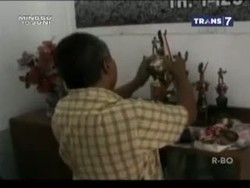 Mantan Petinju Jualan Emping Singkong