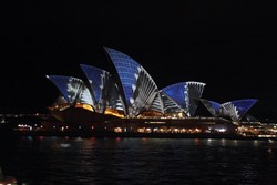 Gebyar Pesta Cahaya di Sydney yang Bikin Turis Terpana