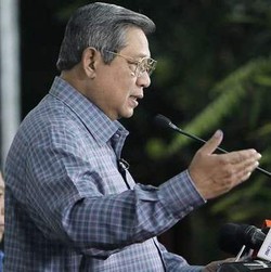 Saksikan Debat, SBY: Capres-Cawapres Harus Konsisten Dukung Pemberantasan Korupsi