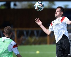 Agar Rekornya Aman, Ronaldo Minta Fans Beri Mantra Kecil untuk Klose