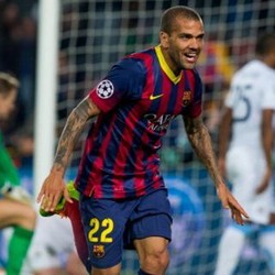 Alves: PSG Jadi Alternatif Jika Tak Bertahan di Barca