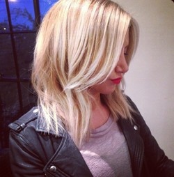 Ashley Tisdale Potong Rambut Pendek Jelang Menikah, Yay or Nay?