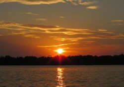 Pulau Kayu Angin Genteng di Kep Seribu, Sunset & Lautnya Cantik