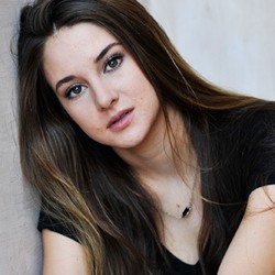 Tak Kuat Tekanan, Shailene Woodley Sempat Ingin Berhenti Akting