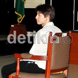 Pengacara Keberatan Roger Danuarta Dituntut 1 Tahun 6 Bulan