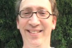 Parah! Dokter Ini Malah Sexting di Tengah Operasi