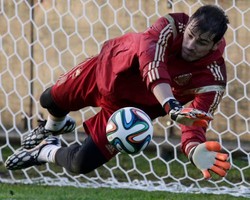 Casillas Serukan Tekad Spanyol untuk Pertahankan Gelar