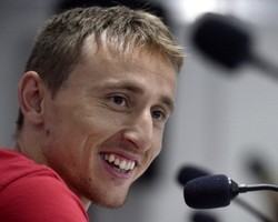 Bisakah Modric Bawa Kroasia Kejutkan Brasil?