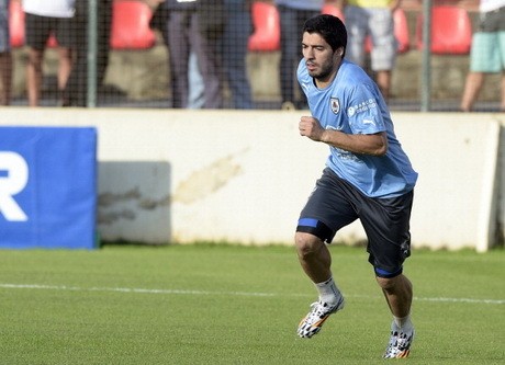 Suarez: Lututku Makin Membaik