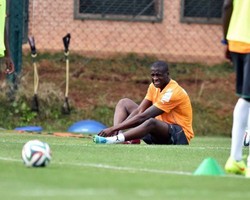 Yaya Toure Berpacu dengan Waktu agar Bisa Tampil di Laga Perdana
