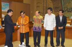 Sutan Bhatoegana Mundur dari Ketua Komisi VII DPR