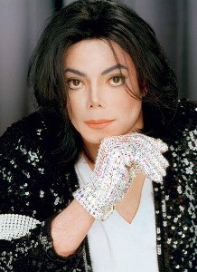 Michael Jackson, Manusia Universal yang Kontroversial
