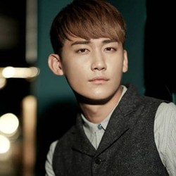 AJ U-Kiss Jalani Operasi Jantung