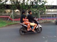 Tak Ada Odong-odong, Motor pun Jadi