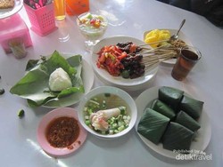 10 Makanan Khas Indonesia yang Harus Dicoba Wisatawan (1)