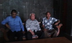 Pecat Ade Komarudin, Pendiri Golkar Tegaskan Dukung Jokowi