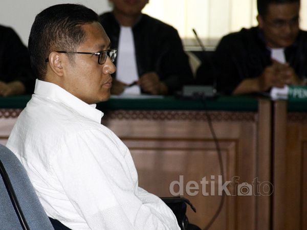 Jaksa Tolak Eksepsi Anas Urbaningrum