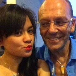 Mantan Istri Daus Mini Akhirnya Ngaku Sedang PDKT dengan Bule Dua Anak