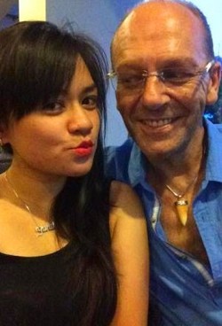 Yunita, Sebulan Jadi Janda Daus Mini Lalu Lengket dengan Bule Dua Anak