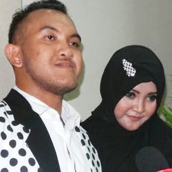 Istri Keguguran, Caisar Menangis di Mobil