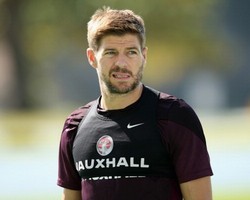 Gerrard Sama Bagusnya dengan Pirlo