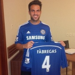 Chelsea Resmi Gaet Fabregas dari Barcelona