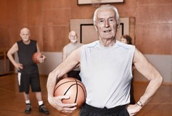 Jangan Malas! Sudah Lansia Tetap Harus Olahraga Lho!