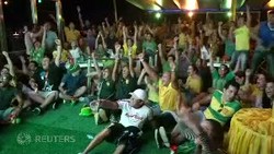 Tekuk Kroasia di Laga Pembukaan, Warga Brasil Larut dalam Pesta