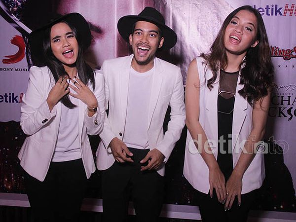 Penampilan TheOvertunes & GAC di XSCAPE PARTY