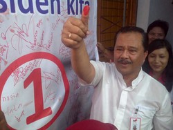 Eks Kapolda Sumbar dan Relawan Gelar Cap Jempol Darah untuk Prabowo-Hatta