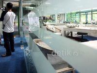 Bantah Kekerasan Seksual, JIS Tunjukkan Ruang Kepsek