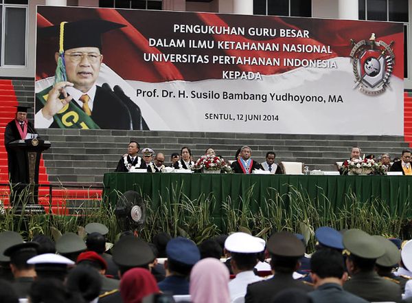 SBY Dikukuhkan Jadi Guru Besar Ilmu Ketahanan Nasional