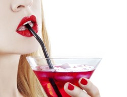 Ini Kandungan Dalam Beauty Drink yang Buat Wajah Awet Muda