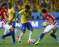 Neymar Dua Gol, Brasil Kalahkan Kroasia 3-1