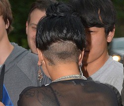 Tak Lagi Kribo, Lady Gaga Kini Tampil dengan Rambut Skinhead