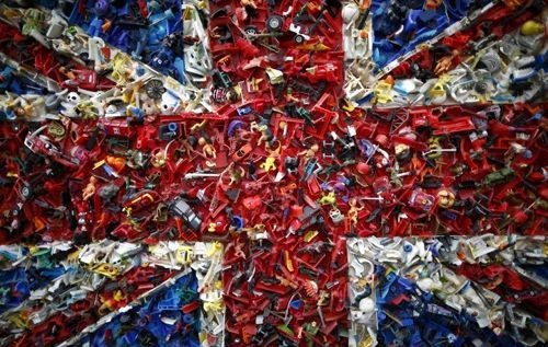 Demi Menghapus Uncool Britannia