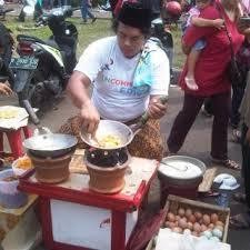 Pedagang Kerak Telor dari Garut Juga Kecipratan Berkah Jakarta Fair