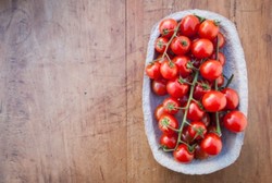 Sering Terpapar Sinar Matahari? Lindungi Kulit dengan Konsumsi Teh Hijau dan Alpukat (1)