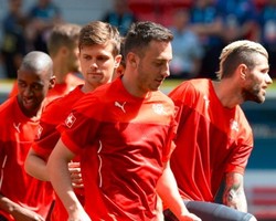 Swiss Andalkan Pertahanan Solid