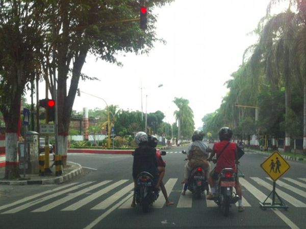 Malangnya Nasib Pejalan Kaki