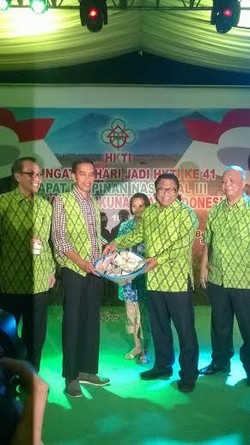 Disebut Fadli Zon Ilegal, Ini Jawaban HKTI Oesman Sapta