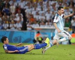 Adu Taktik yang Seru di Babak Kedua