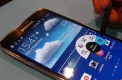 Samsung Galaxy Note Usung Layar 5,7 Inch QHD