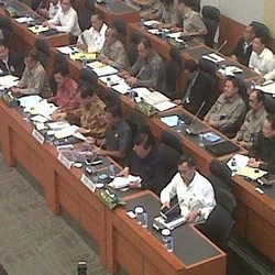 CT, Djoko Suyanto, dan Agung Laksono Rapat Anggaran di DPR