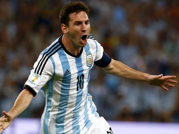 Argentina Taklukkan Bosnia 2-1