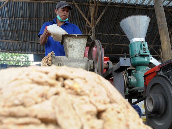 Bantuan Mesin Pengolah Limbah
