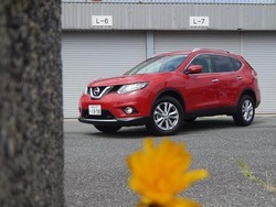 Ubah Desain X-Trail, Nissan Tolak Disebut Follower