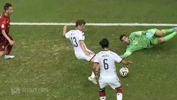 Hat-trick Perdana, Thomas Muller Topskor Sementara