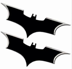 Senjata Batman & 7 Benda Sitaan Paling Ajaib di Bandara (1)